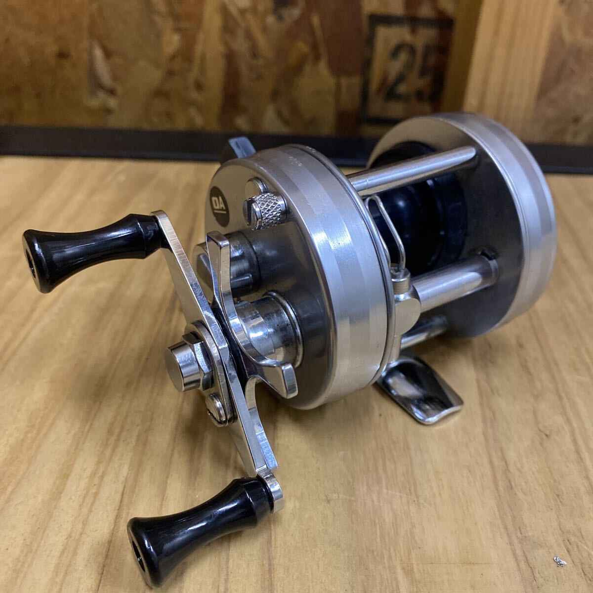 Abu Garcia Ambassadeur 2500C ベイトリール Abu Garcia◇リール/アンバサダー 2500C シルバー : セカンド