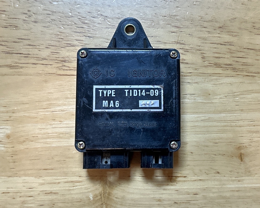 cbx400f ２型　イグナイター　電装プレート付　実車外し　cbx400ff cbx400f 2型 イグナイター 電装プレート付 実車外し cbx400ff