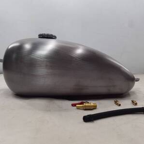 即納品 T-143 8L 汎用品 ハーレー バナナタンク ミディアムトンネル カスタムタンク タンク製作工房
