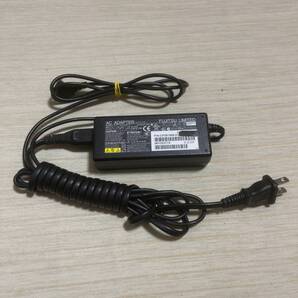 富士通 ACアダプター ADP-60ZH A 19V 3.16A 傷み無し dynabookでも使用可