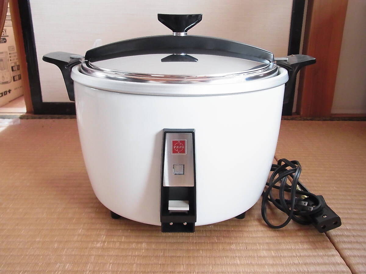 National SR-GC10 ホワイトジャー炊飯器 National SR-GC10 ホワイトジャー炊飯器 National SR-GC10