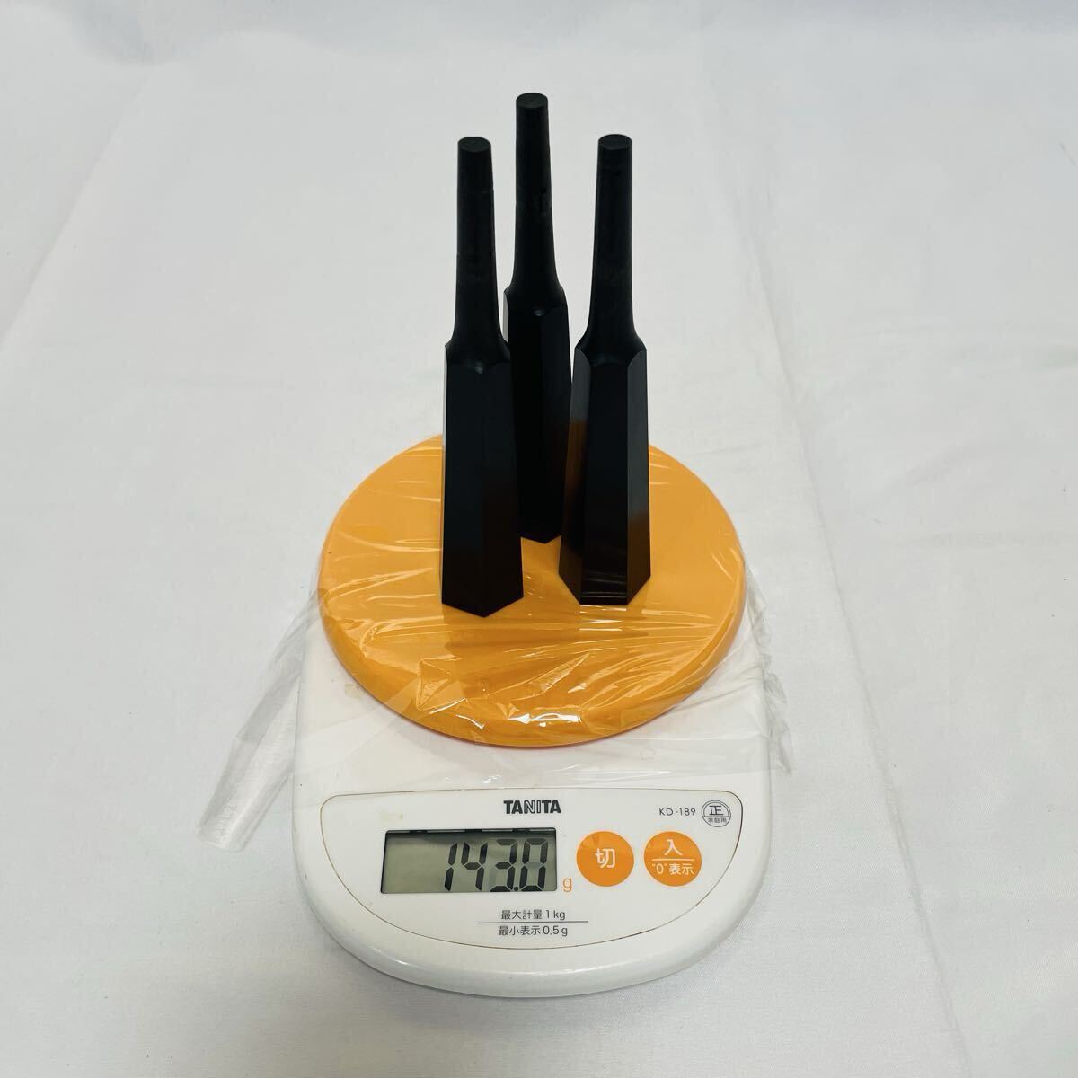 三味線バチ 7本と糸巻き2本 京都で和楽器販売 三味線 象牙 糸巻き 津軽 民謡 地唄 長唄 六角