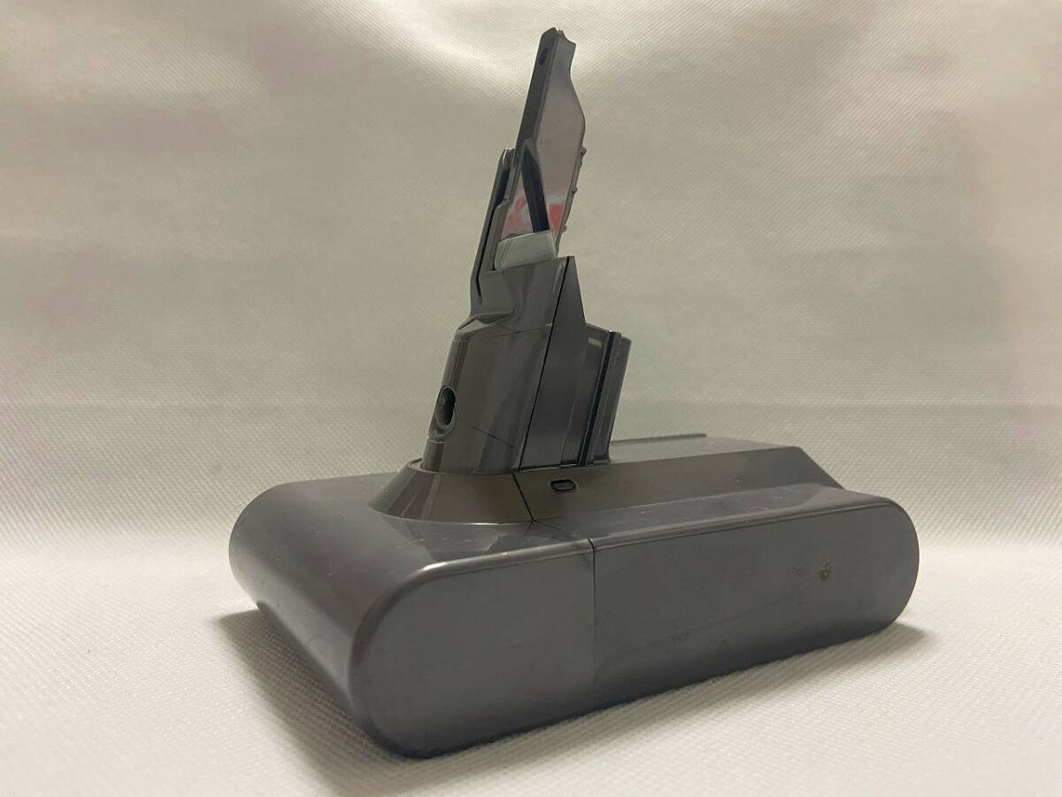 Dyson - 値下げ❗Dyson V7✖純正バッテリー（未使用） Dyson - 25％割引！【新品・純正品】ダイソンV7 バッテリー