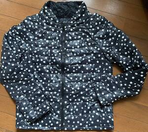 ユニクロウルトラライトダウンUNIQLO 上着  水玉黒白  希少モテル(軽く携帯便利、生産停止)          サイズ:M