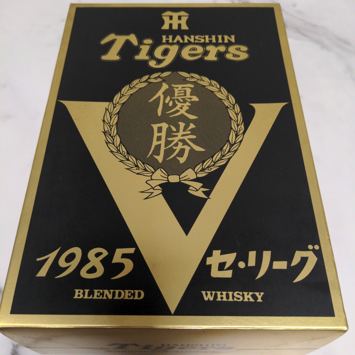 【未開封】【超レア】阪神タイガース 1985年セリーグ優勝記念トレーナー 1985年阪神タイガース セ・リーグ優勝記念メダル 銀貨 | 金,銀