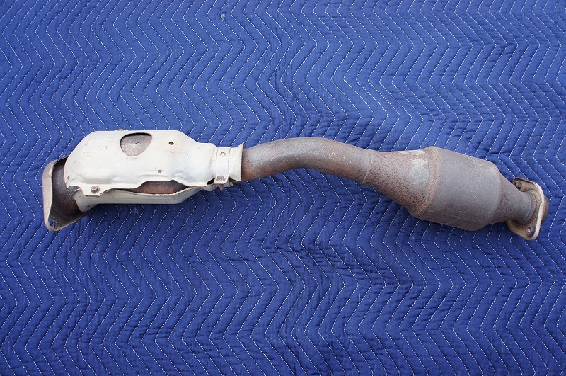 329683★Z12/キューブ【日産 純正】触媒 コンバーター キャタライザー★エキゾーストパイプ★HR15DE★9U系 9U59LP★棚落ち無し★ジャンク 329109☆YZ11⁄キューブ日産 純正触媒 コンバーター キャタライザー