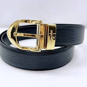 美品 Louis Vuitton ルイヴィトン エピ サンチュール クラシック ベルト 黒 ゴールド 90 M6832Q