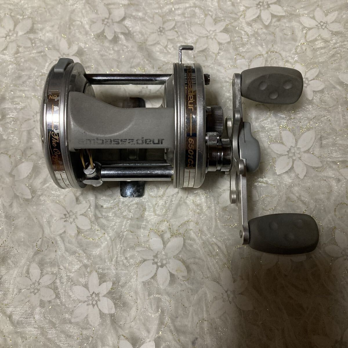 中古品 アブ アンバサダー 6501CA ABU リール　箱なし 中古品 アブ アンバサダー 6501CA ABU リール 箱なし - メルカリ