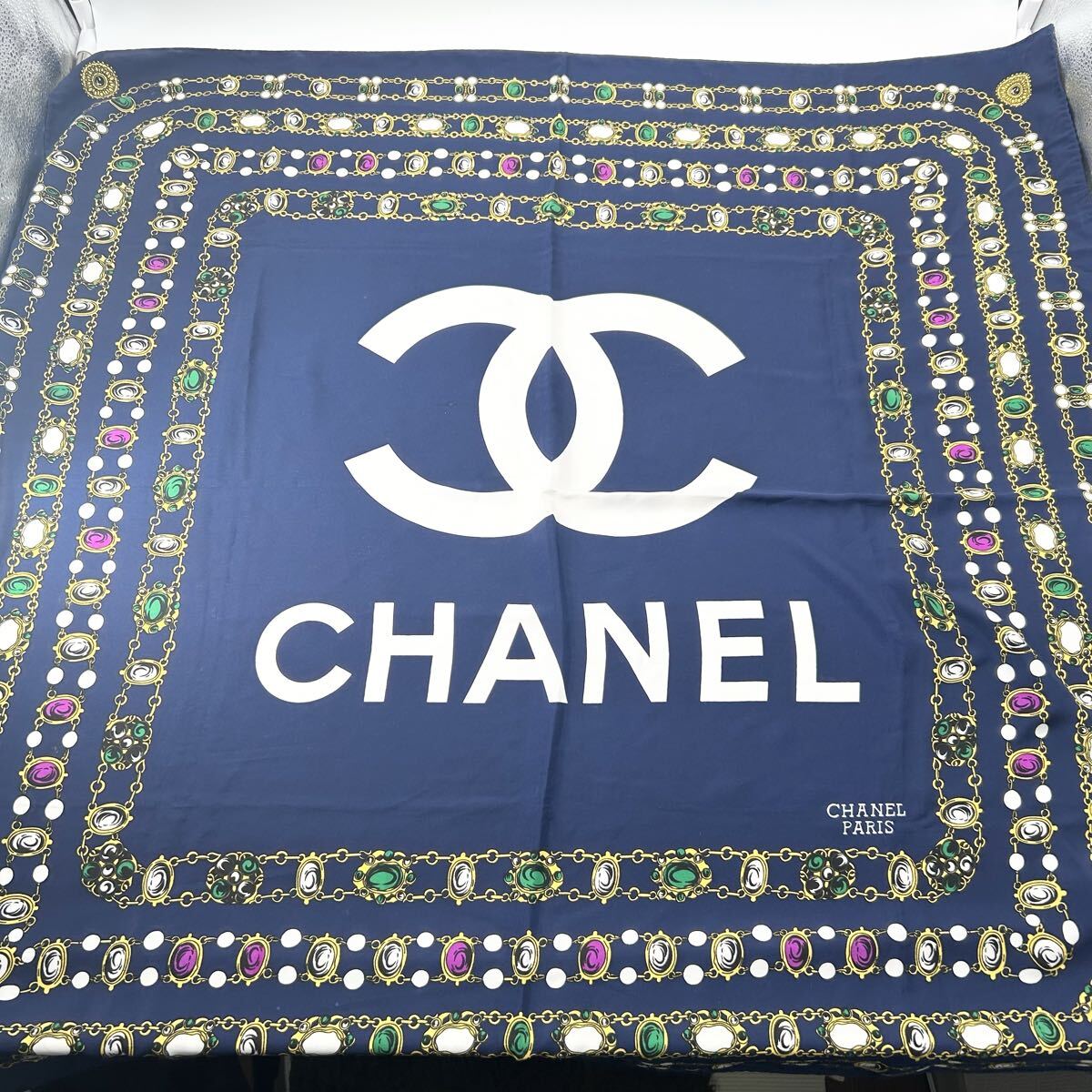 未使用　CHANEL シャネル　ココマーク　ビジュー　大判　シルク　スカーフ 2025年最新】Yahoo!オークション -シャネル スカーフ ココマーク