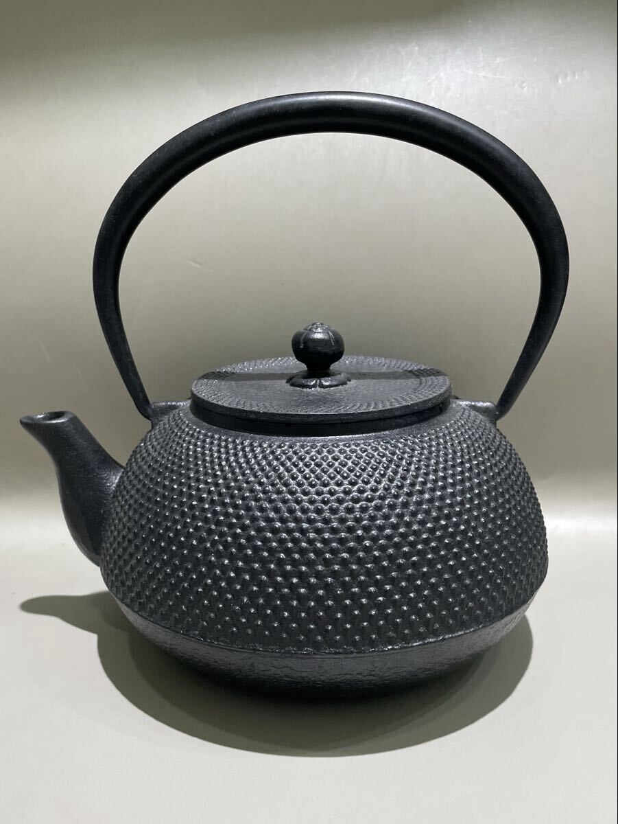 年代物　鉄瓶 iloo85712.jpg