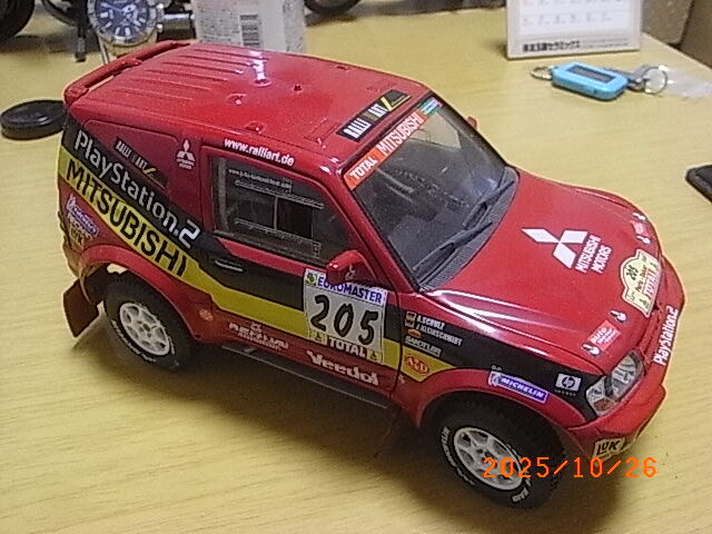 Yahoo!オークション -「(三菱 ミツビシ mitsubishi) パジェロ 1／18