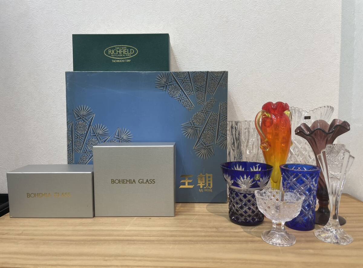 Yahoo!オークション -「カガミクリスタル 花瓶」(ガラス) (工芸品)の