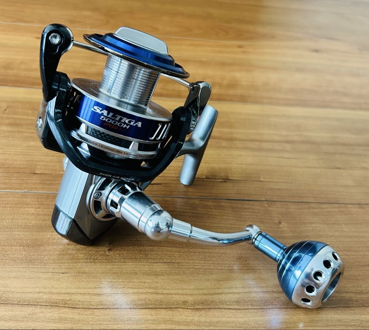 １５ソルティガ５０００hダイワ Amazon | ダイワ リール ソルティガ 5000H | ダイワ(DAIWA