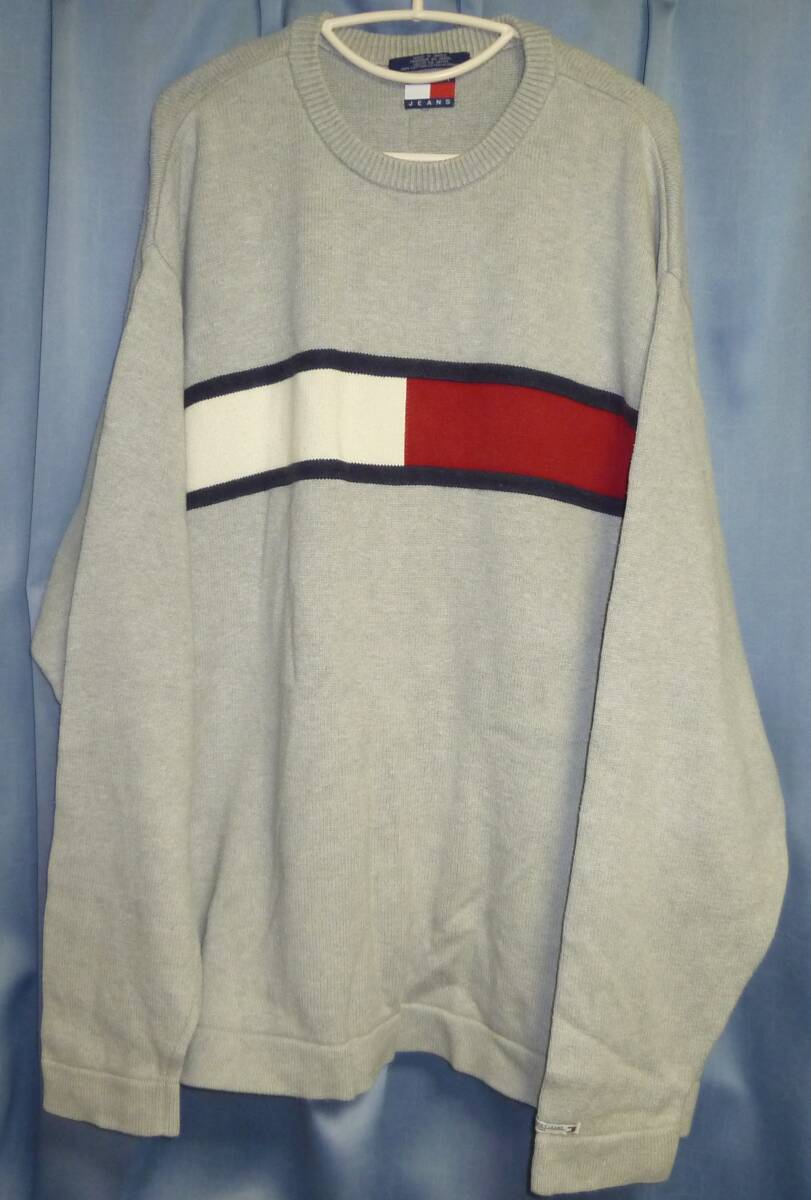 大きいサイズ　TOMMY JEANS　トミーヒルフィガー　ニットセーター　グレー