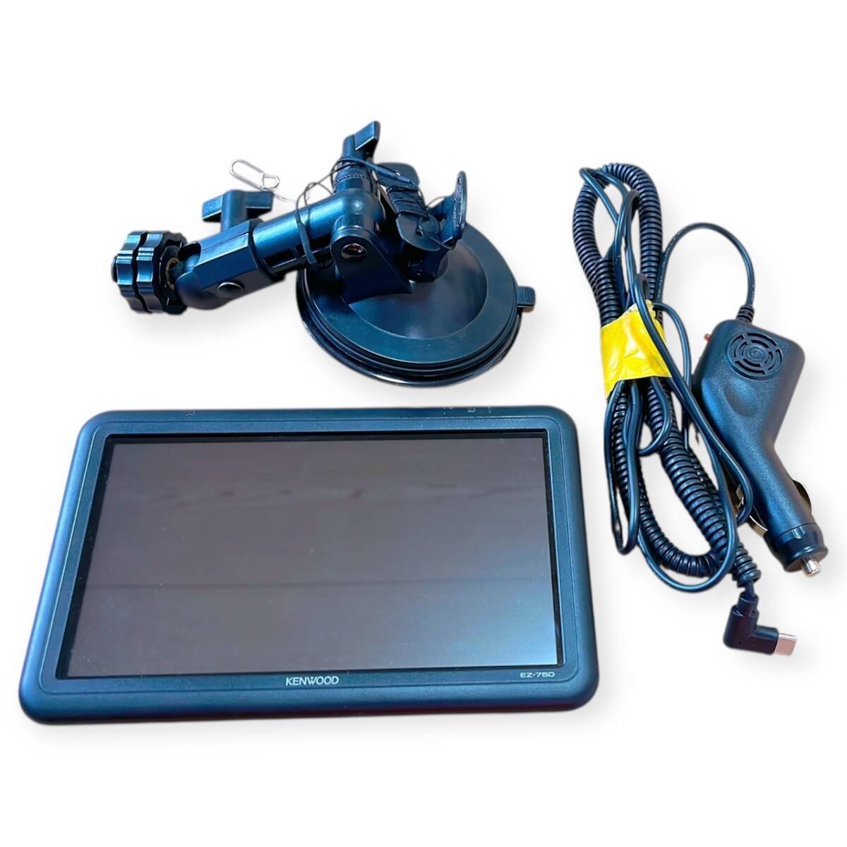 新品未使用★ ケンウッド ポータブルナビ 7インチ EZ-750 新品未使用☆ ケンウッド ポータブルナビ 7インチ EZ-750
