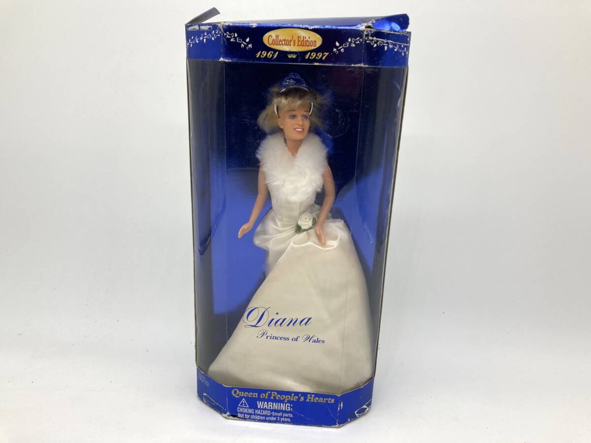 ダイアナ妃人形 Amazon | Diana Princess of Wales ダイアナ妃 人形 ドール