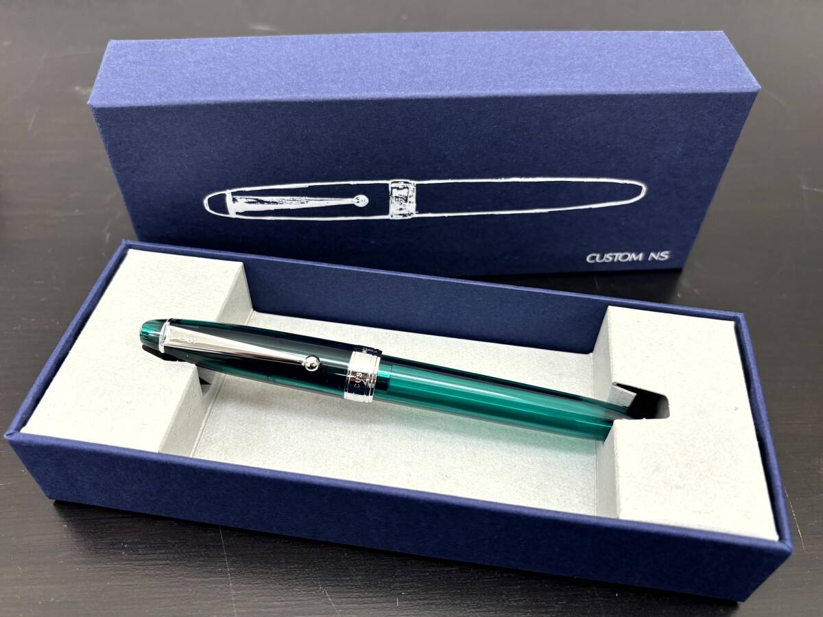 パイロット 14k 万年筆 カスタム 2024 株主優待 限定 細字 パイロット 14k 万年筆 カスタム 2024 株主優待 限定 細字