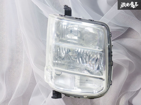 エブリーDA17系ヘッドライト右側 右ヘッドライト DA17V エブリィワゴン 純正ヘッドライト スズキ