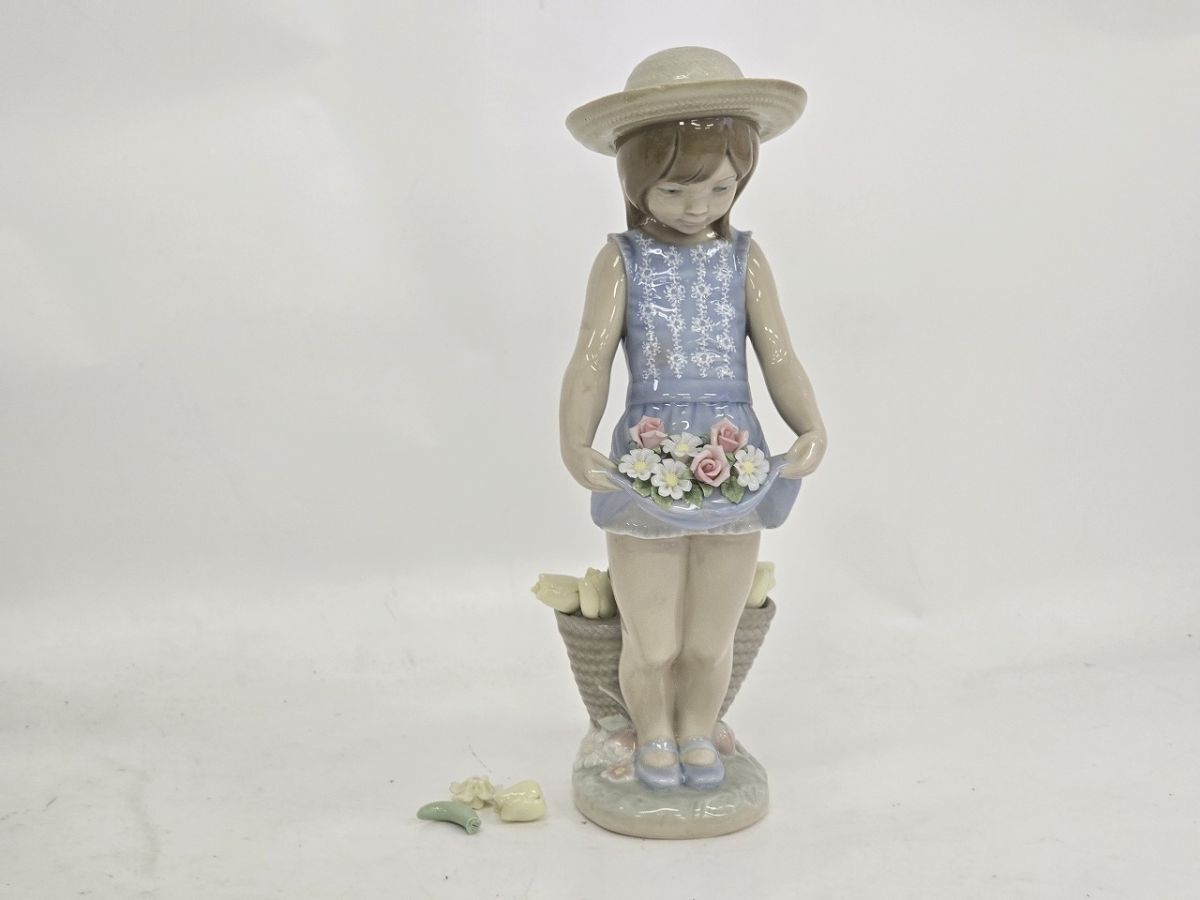 リヤドロ【美品】 「スカートに花いっぱい」専用箱あり 楽天市場】【ポイント10倍】リヤドロ スカートに花いっぱい