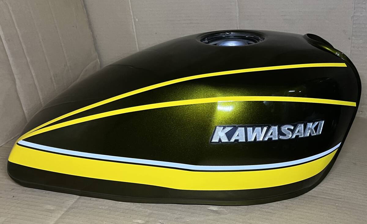 ゼファー400、550燃料タンク　純正 カワサキ ゼファー400 タンク 純正 中古 バイク 部品 ZR400C