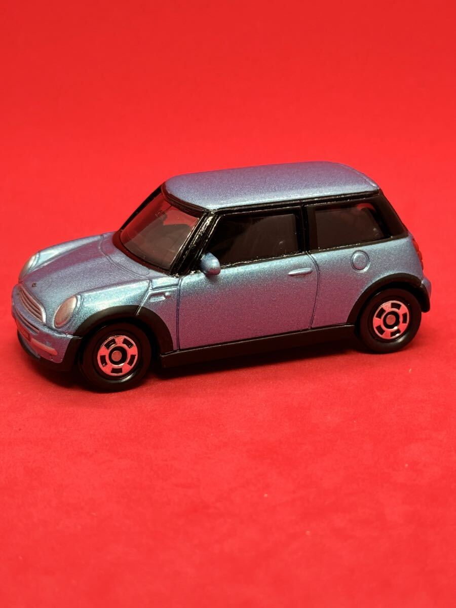 トミカ　ミニクーパー　トラフィック特注ロンドンモーターショー 黒 トミカ ミニクーパー トラフィック ロンドンモーターショー 黒