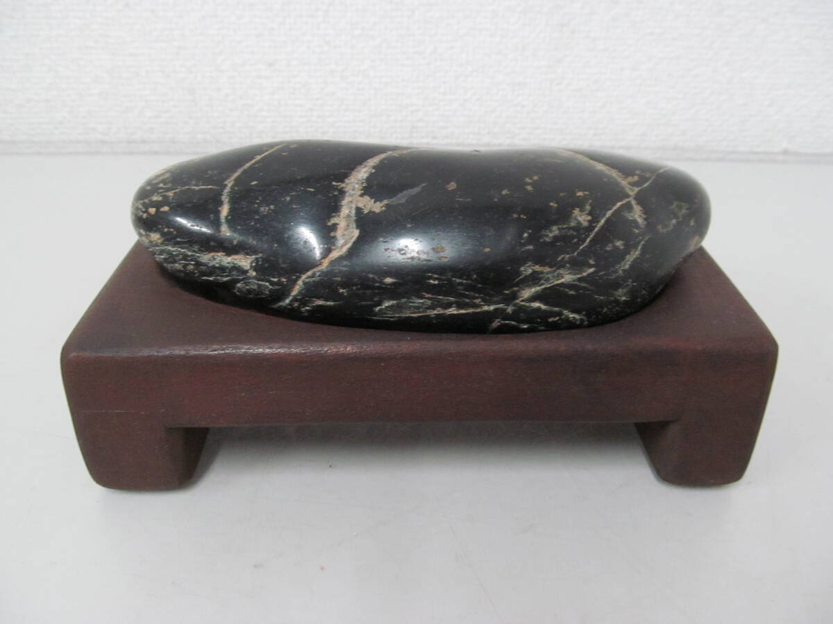 P405 オブジェ　鑑賞石　鉱石　石　詳細不明　置物　アンティーク P405 オブジェ 鑑賞石 鉱石 石 詳細不明 置物 アンティーク