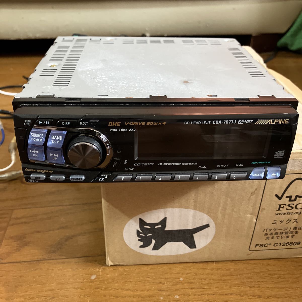 ALPINE CDA-7877J 1DINサイズ CDヘッドユニット Alpine CDA-7877J CD Head Unit Ai-NET 60W x4 4V Preout 3Way