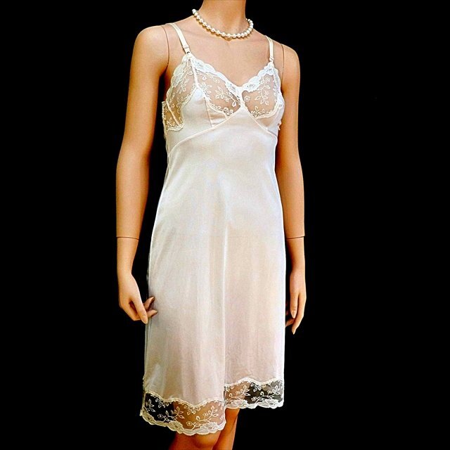 2025年最新】ワコール(Wacoal)のスリップが見つかる！多彩な