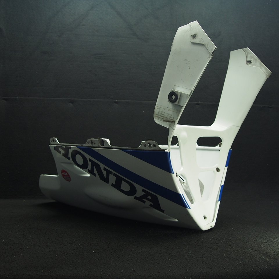 Yahoo!オークション -「nsr250 カウル アンダー」の落札相場