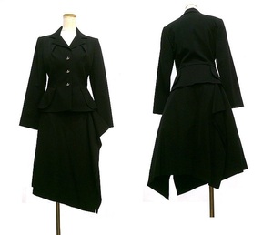 極美品 vienne Westwood 立体デザイン ジャケット & アシンメトリー変形 スカート セットアップ スーツ ヴィヴィアンウエストウッド