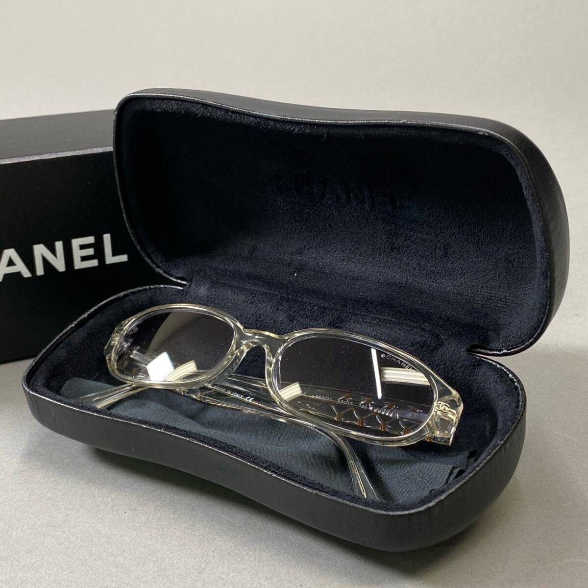 CHANEL　正規品　サングラスケース　空BOX 2469762576.jpg