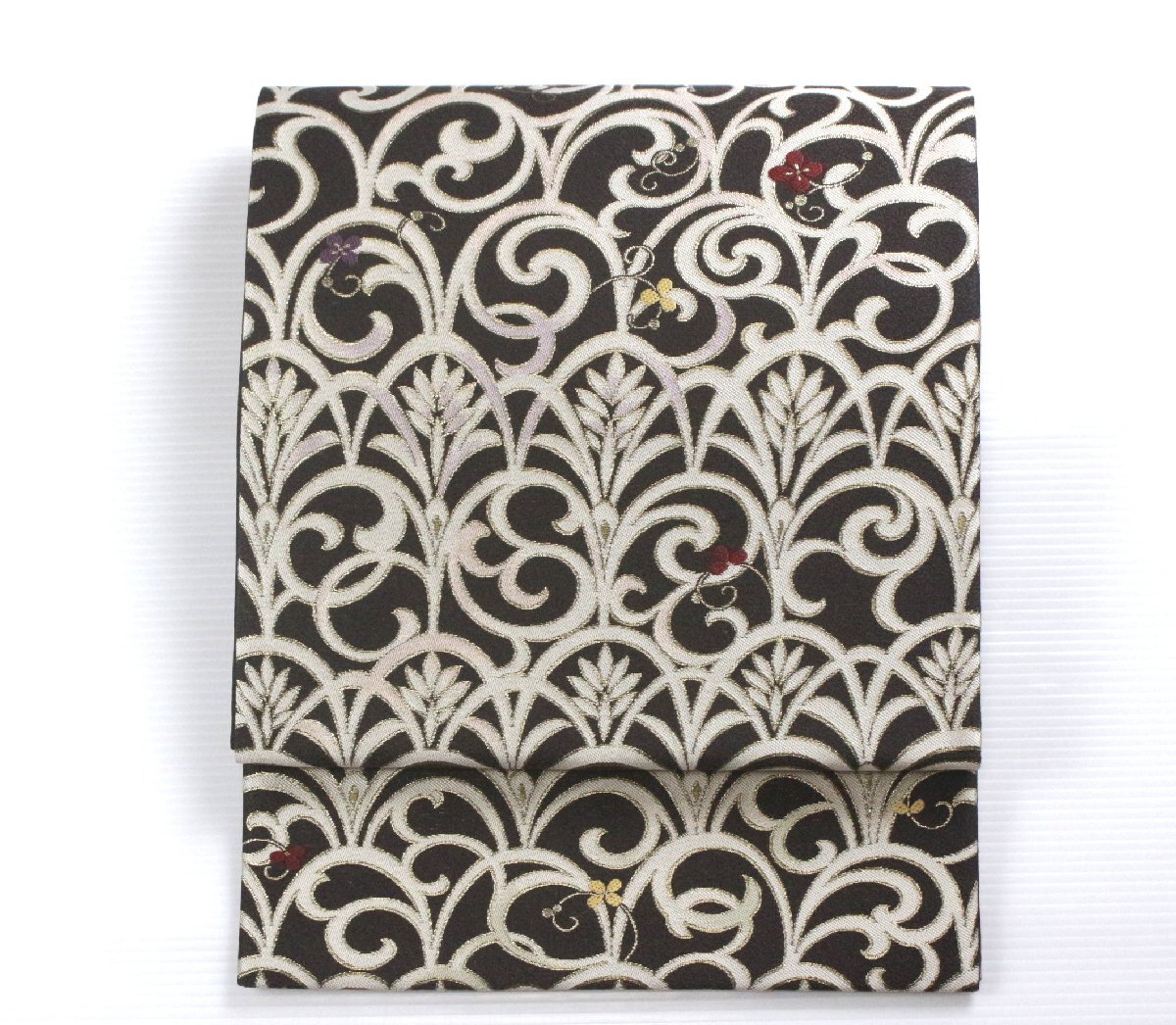 未使用品 袋帯 黒 唐花 ベロア調 証紙 4m46cm お洒落 フォーマル 正絹 未使用品 袋帯 黒 唐花 ベロア調 証紙 4m46cm お洒落 フォーマル