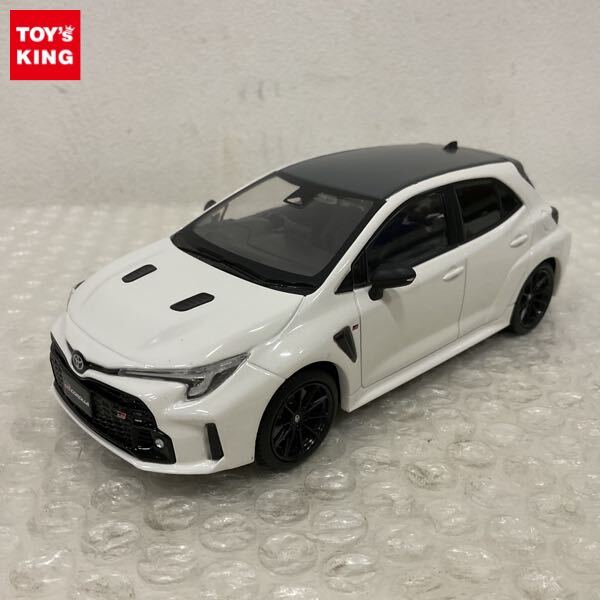 ◾︎新品未開封 GRカローラ カラーサンプルミニカー プラチナホワイトパールマイカ トヨタ特注 1/30 新型 トヨタ GR カローラ 2022 カラーサンプル