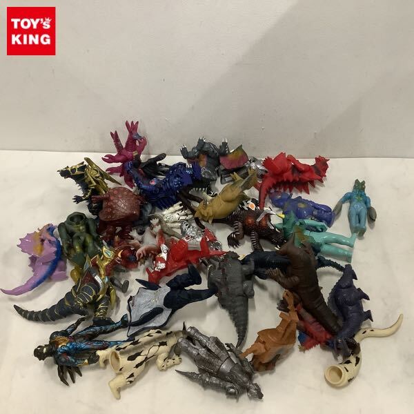 新品未開封 WF2025S 怪獣 バルタン星人 当日版権 ソフビ フィギュア 新品未開封 WF2025S 怪獣 バルタン星人 当日版権 ソフビ