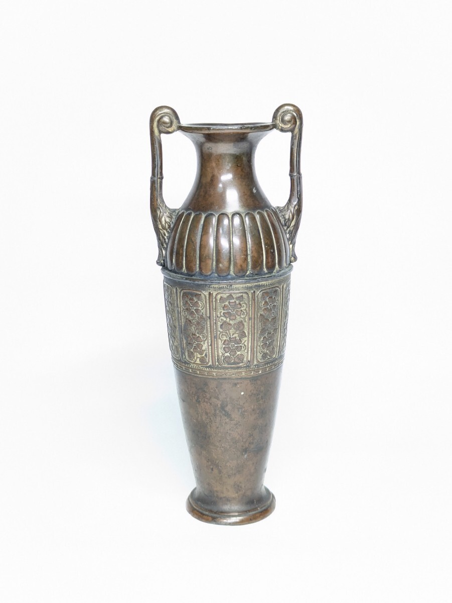 【 雲龍図銅花瓶 花入/花生 】　中華古玩　蔵出品 雲龍図銅花瓶 花入/花生 】 中華古玩 蔵出品 K1023D