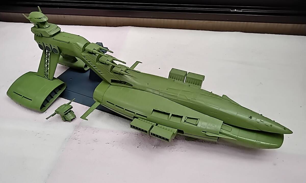 ホワイトベース＆ムサイ1/400完成品２点セット ホワイトベース＆ムサイ1/400完成品2点セット ホワイトベース