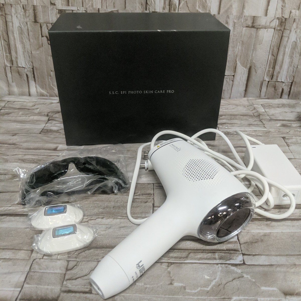 【新品未使用品】ミュゼ 脱毛器　ローション付き てち様専用 ミュゼ 脱毛器 専用ローション2本付 ミュゼ脱毛器は