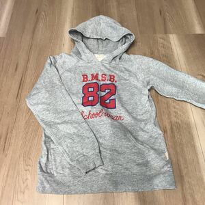 [No.101] Beams Boy BEAMS BOY Logo Parker sweatshirt with a hood .