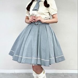 しまむら クラロリ くる実 コラボ ハイソックス 靴下 23~25cm クリーム 折りたたんでの発送あり