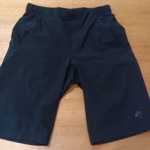 デサント 短パン 黒メンズM