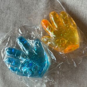 【新品】手形 ハンド キラキラ スクイーズ
