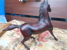 【201019H】中古 馬の置物 　「勇馬」　金属工芸 鋳物　2頭セット　一対_画像8