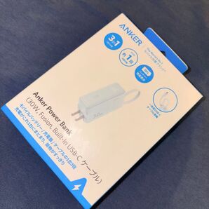Anker Power Bank 30W, Fusion, Built-In USB-C ケーブル 色はブルーです