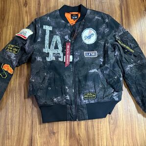 ニューエラコラボ MA-1 ボンバージャケット Alpha Industries ロサンゼルス・ドジャース ブラックカモ サイズM