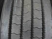 T1213■新車外し 9.9分山 うっすらイボ付 4本SET価格! 275/80R22.5 151/148J トーヨー M166 タテ溝 リブ 275/80-22.5 275/80/22.5 TB_画像3