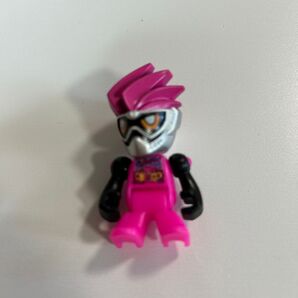 2016 仮面ライダーエグゼイド ミニフィギュア びっくらたまご