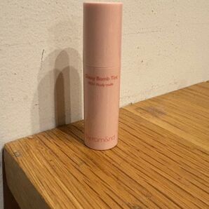 rom&nd ロムアンド グラッシーボムティントBE01 ヌーディヌード