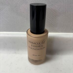 Secret Key MIRACLE fit ESSENCE FOUNDATION SPF35/PA++