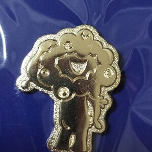 万博 ミャクミャク バッジ