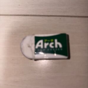 アーチの消しゴム